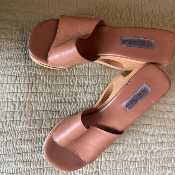 Vintage Steve Madden Wedges - Picture 2 of 3